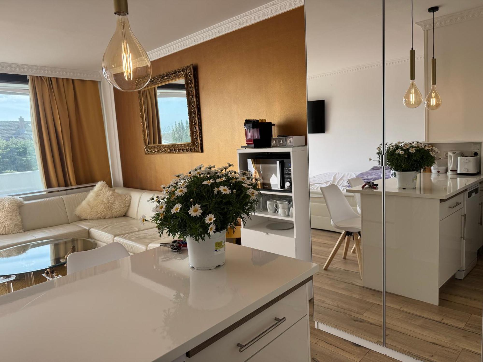 Tiffany'S Ferienapartments Sind Alles, Ausser... Gewoehnlich!!! ทิมเมนดอร์เฟอร์ ชตรันด์ ภายนอก รูปภาพ